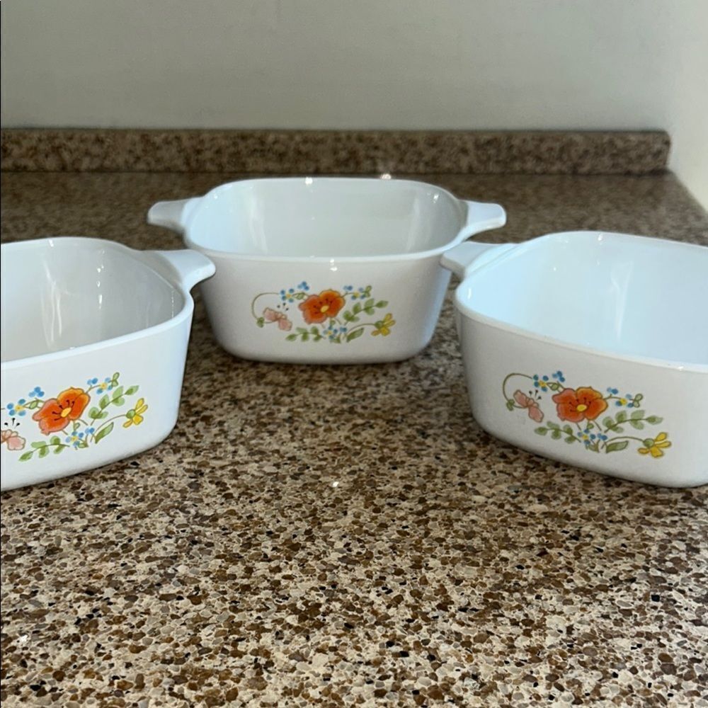 Vintage Corningware Poppy 🌼 Pretty 3 Mini Casserole 🥘 dishes Made in 🇺🇸